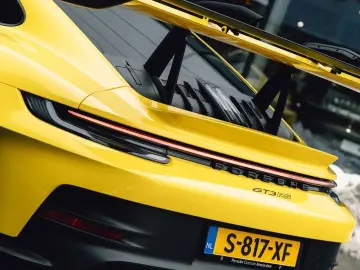 PORSCHE 992 GT3 RS