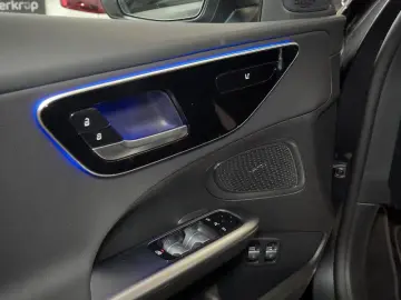 MERCEDES-BENZ C 300 e    AVANTGARDE AHK DISTR KAMERA&hellip;