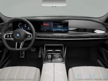 BMW M760e Sky Lounge B&W Fond Ent M-Performance Voll