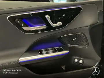 MERCEDES-BENZ C 300 e AMG Adv  AdvSound Memory ParkPak LED