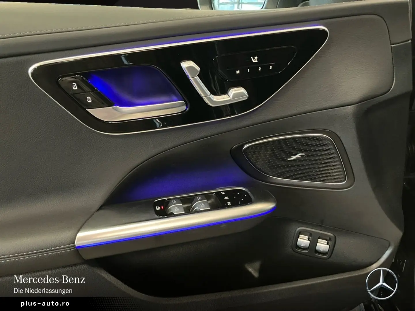 MERCEDES-BENZ C 300 e AMG Adv  AdvSound Memory ParkPak LED