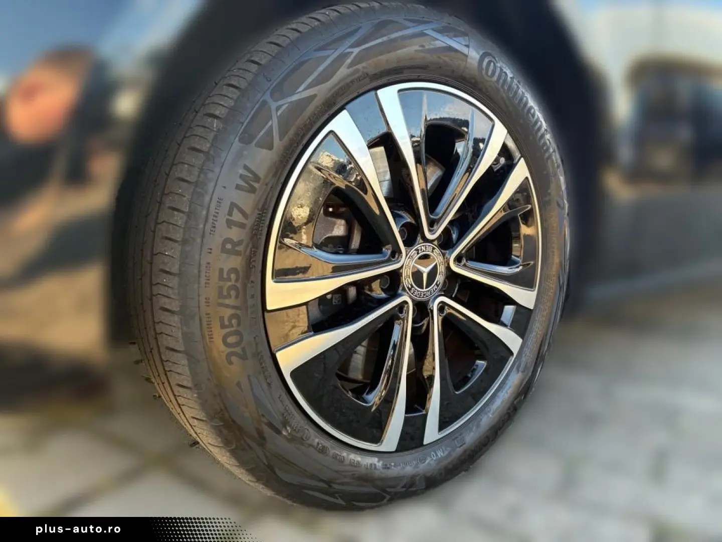 MERCEDES-BENZ A 250 e Prog. Mbux Distronic Kamera Sitzh.