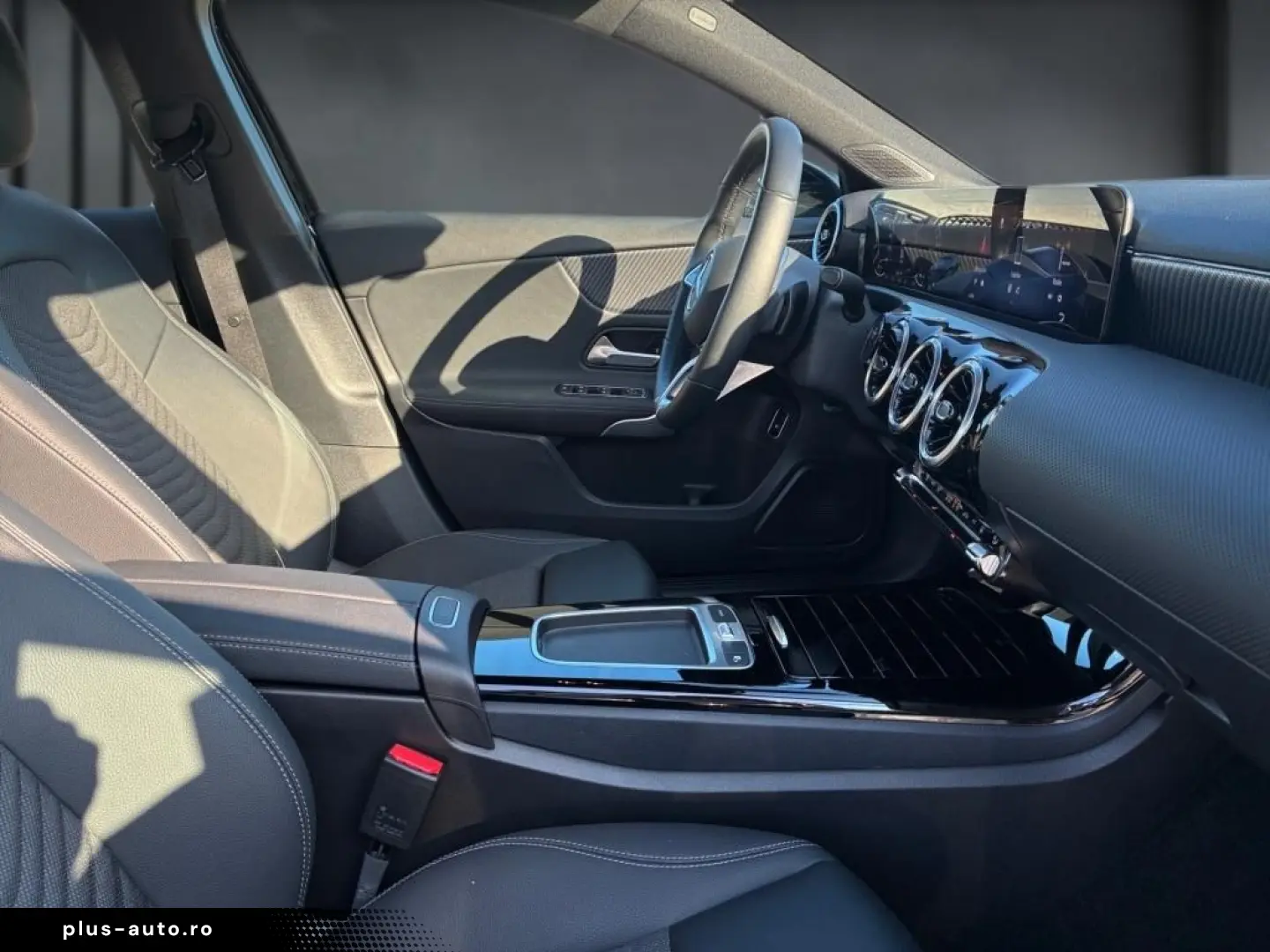 MERCEDES-BENZ A 250 e Prog. Mbux Distronic Kamera Sitzh.