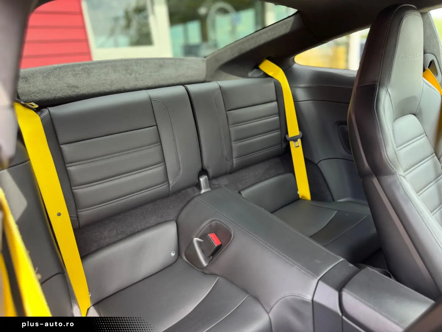 PORSCHE 992 Turbo S Coupé Carbondach Lift Burmeister 360