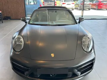 PORSCHE 992 Targa 4 GTS