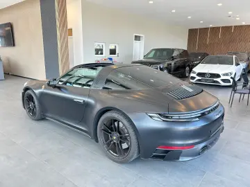 PORSCHE 992 Targa 4 GTS