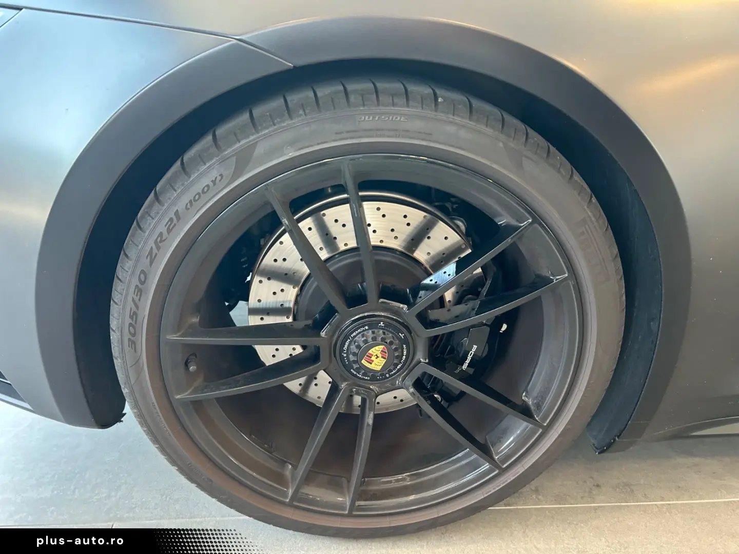 PORSCHE 992 Targa 4 GTS