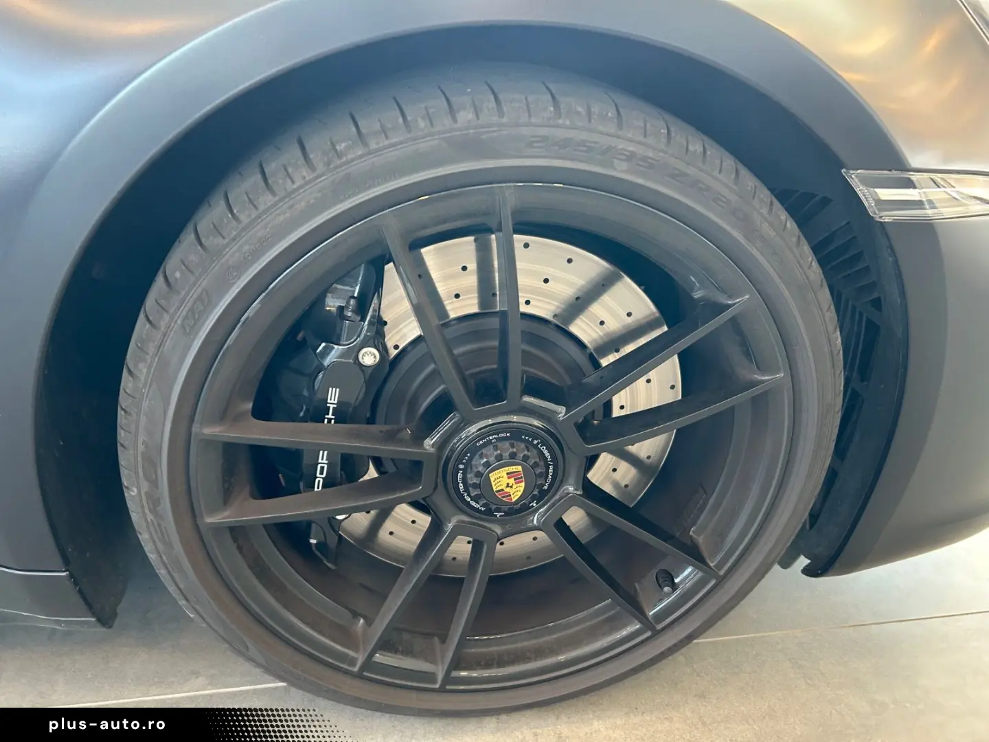 PORSCHE 992 Targa 4 GTS