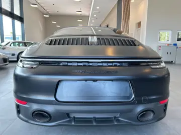 PORSCHE 992 Targa 4 GTS