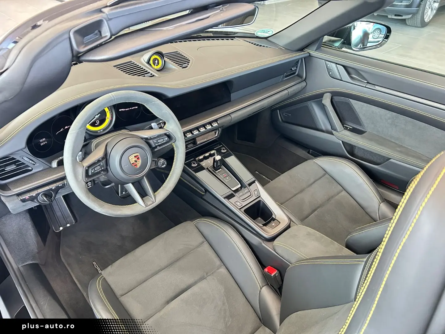 PORSCHE 992 Targa 4 GTS