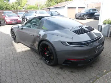 PORSCHE 992   911 Targa 4 GTS   Deutsch  Matrix  18 Wege