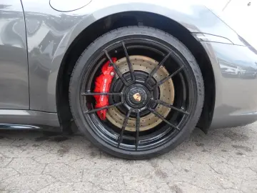 PORSCHE 992   911 Targa 4 GTS   Deutsch  Matrix  18 Wege