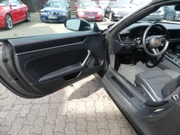 PORSCHE 992   911 Targa 4 GTS   Deutsch  Matrix  18 Wege