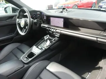 PORSCHE 992   911 Targa 4 GTS   Deutsch  Matrix  18 Wege