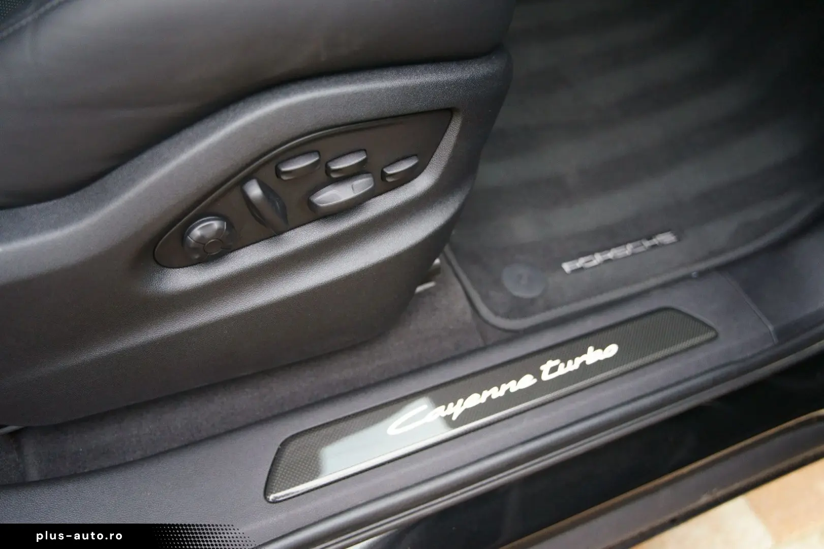 PORSCHE Cayenne Coupe Turbo E-Hybrid mit GT-Paket  FULL