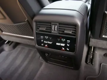 PORSCHE Cayenne Coupe Turbo E-Hybrid mit GT-Paket  FULL