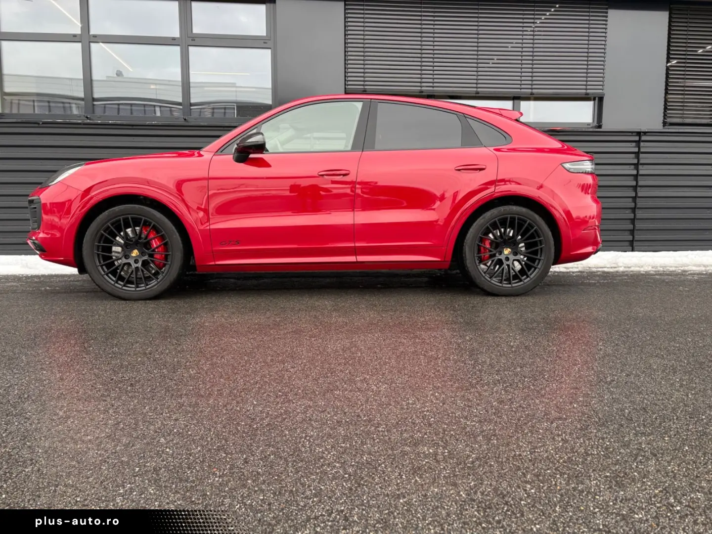 PORSCHE Cayenne GTS Coupe-HEAD UP-KAMINROT-1.HAND