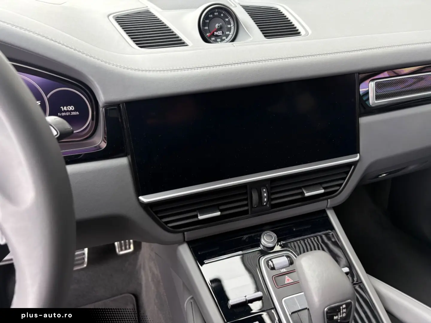 PORSCHE Cayenne GTS Coupe-HEAD UP-KAMINROT-1.HAND