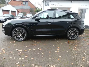 PORSCHE Cayenne GTS  1. Hd.  Scheckheft PZ