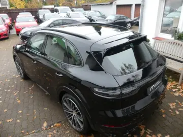 PORSCHE Cayenne GTS  1. Hd.  Scheckheft PZ