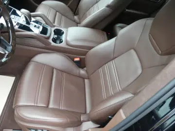 PORSCHE Cayenne GTS  1. Hd.  Scheckheft PZ