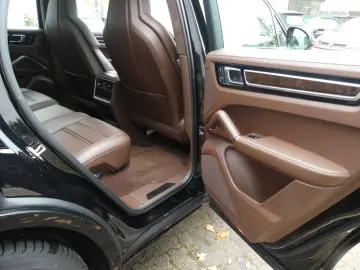 PORSCHE Cayenne GTS  1. Hd.  Scheckheft PZ