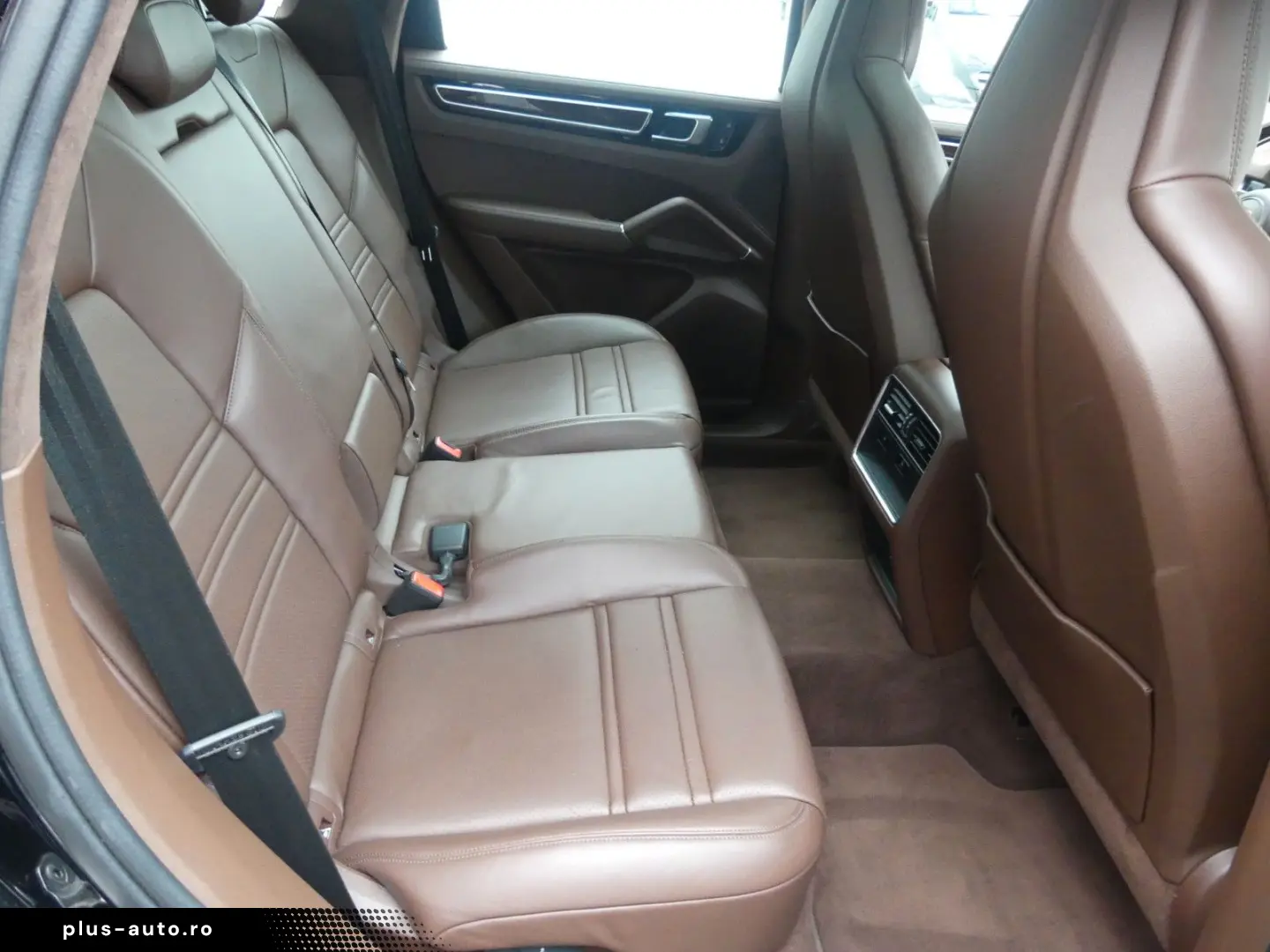 PORSCHE Cayenne GTS  1. Hd.  Scheckheft PZ