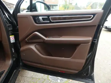 PORSCHE Cayenne GTS  1. Hd.  Scheckheft PZ