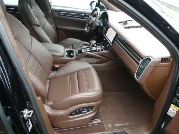 PORSCHE Cayenne GTS  1. Hd.  Scheckheft PZ