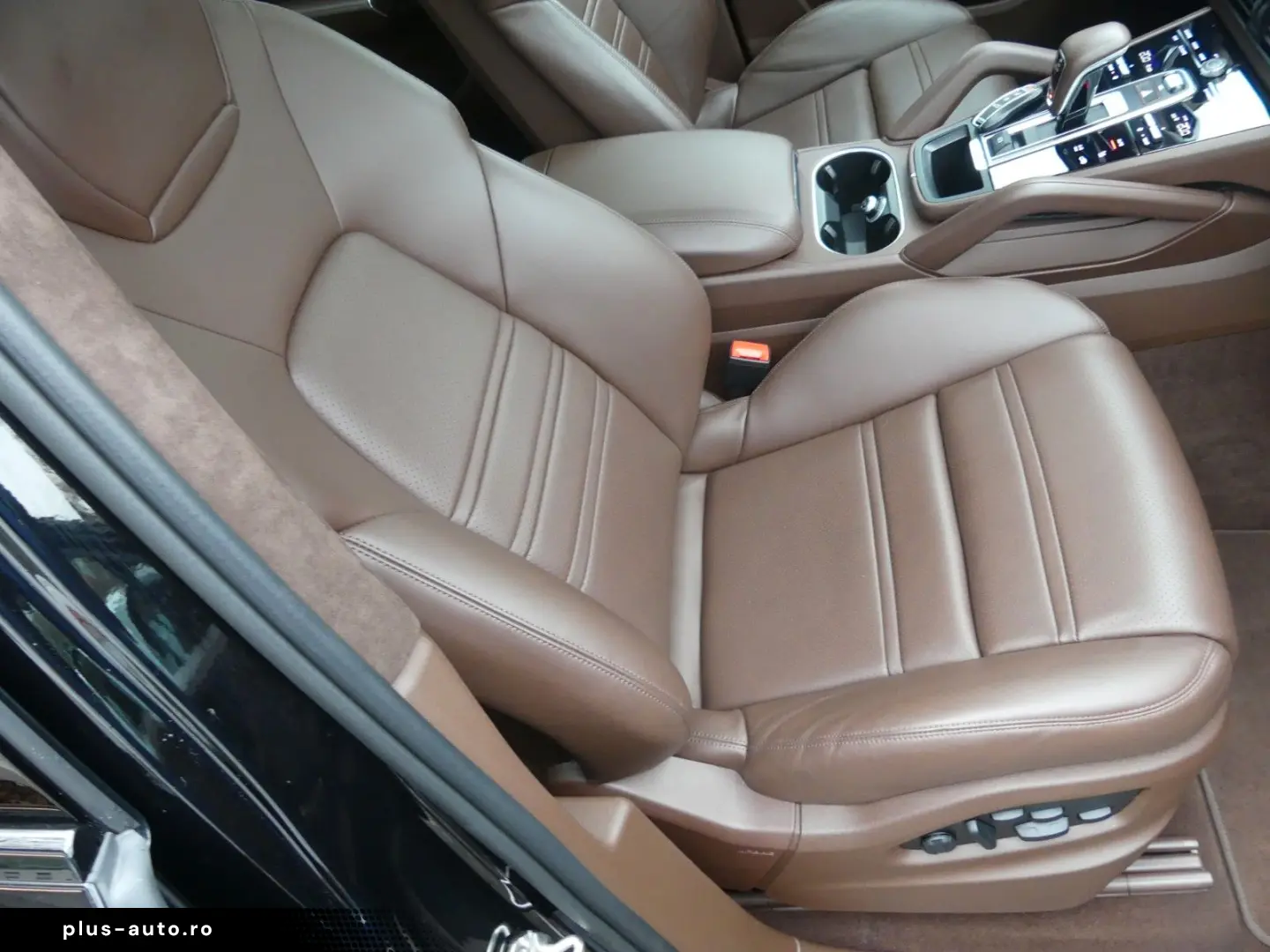 PORSCHE Cayenne GTS  1. Hd.  Scheckheft PZ