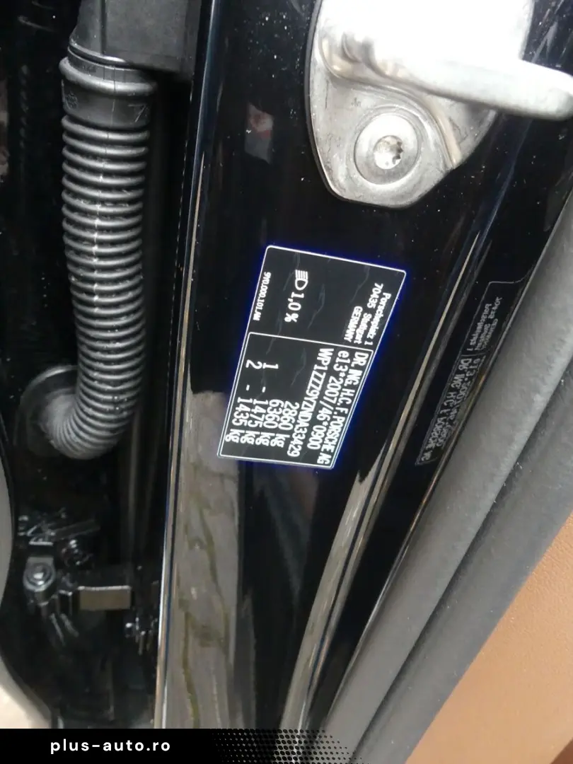 PORSCHE Cayenne GTS  1. Hd.  Scheckheft PZ