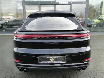 PORSCHE Cayenne Coupe