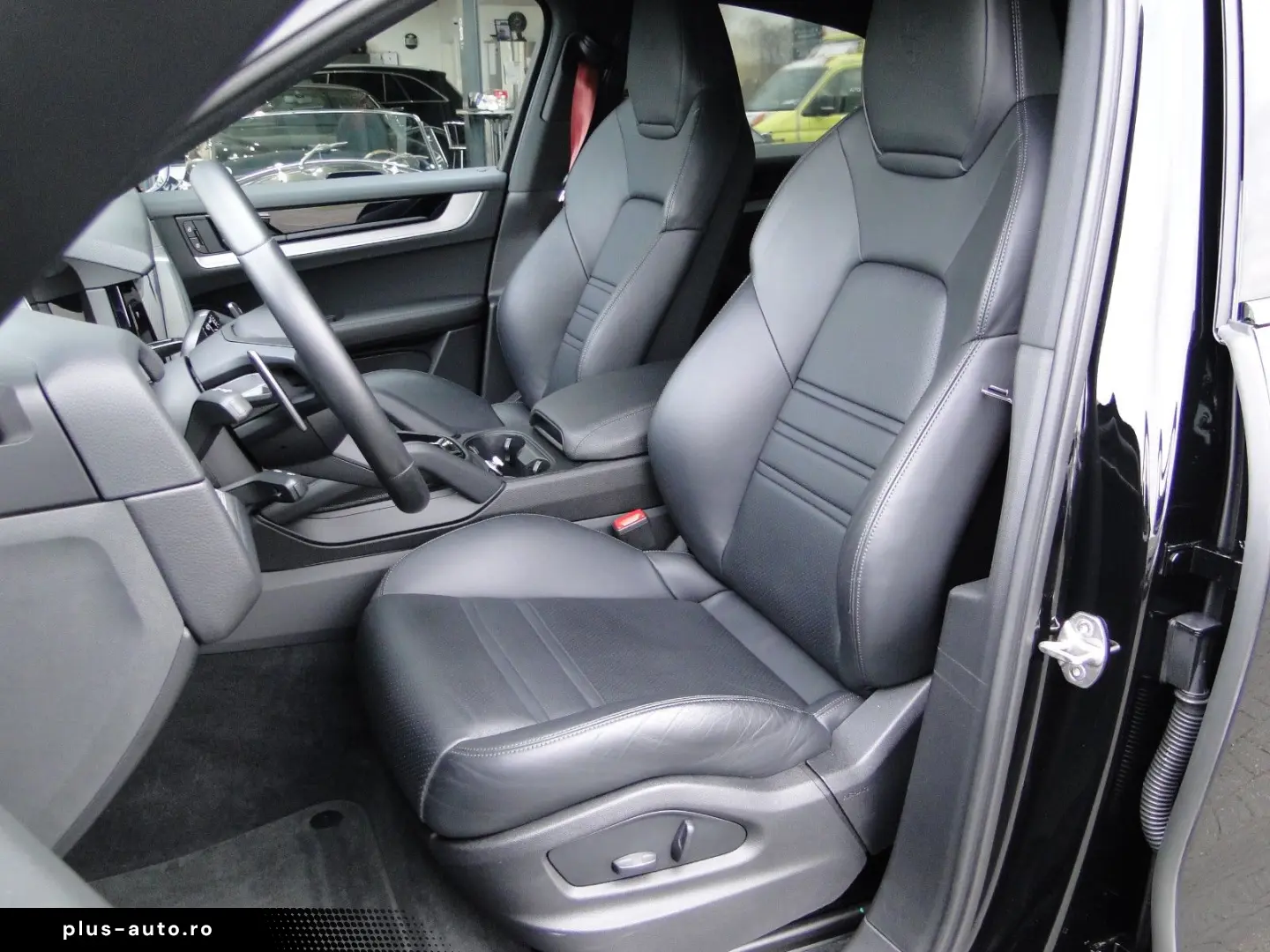 PORSCHE Cayenne Coupe