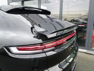 PORSCHE Cayenne Coupe