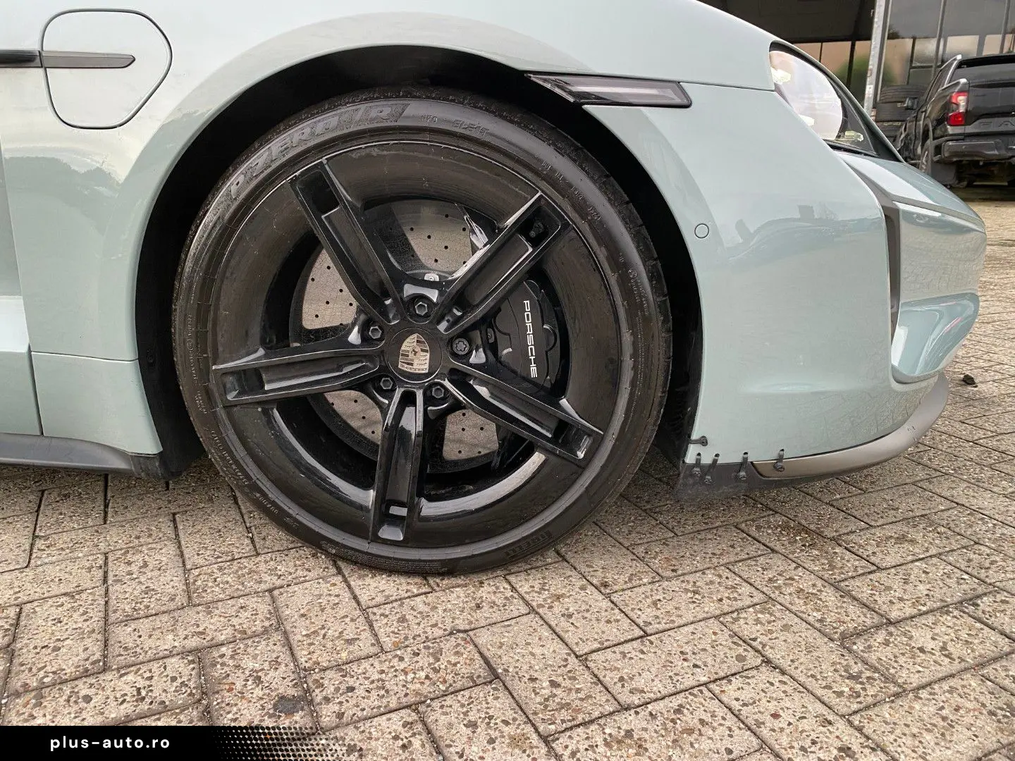 PORSCHE Taycan Turbo S Keramik Pano HUD Chrono 360 Bose