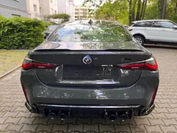 BMW M4 Coupe xDrive Competition  50 Jahre Edition