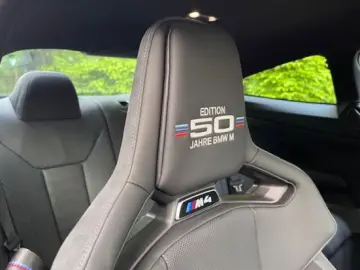 BMW M4 Coupe xDrive Competition  50 Jahre Edition