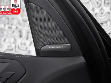 BMW X5 xDrive30d 3x M SPORT INDIVIDUAL 22-Z AHK HUD