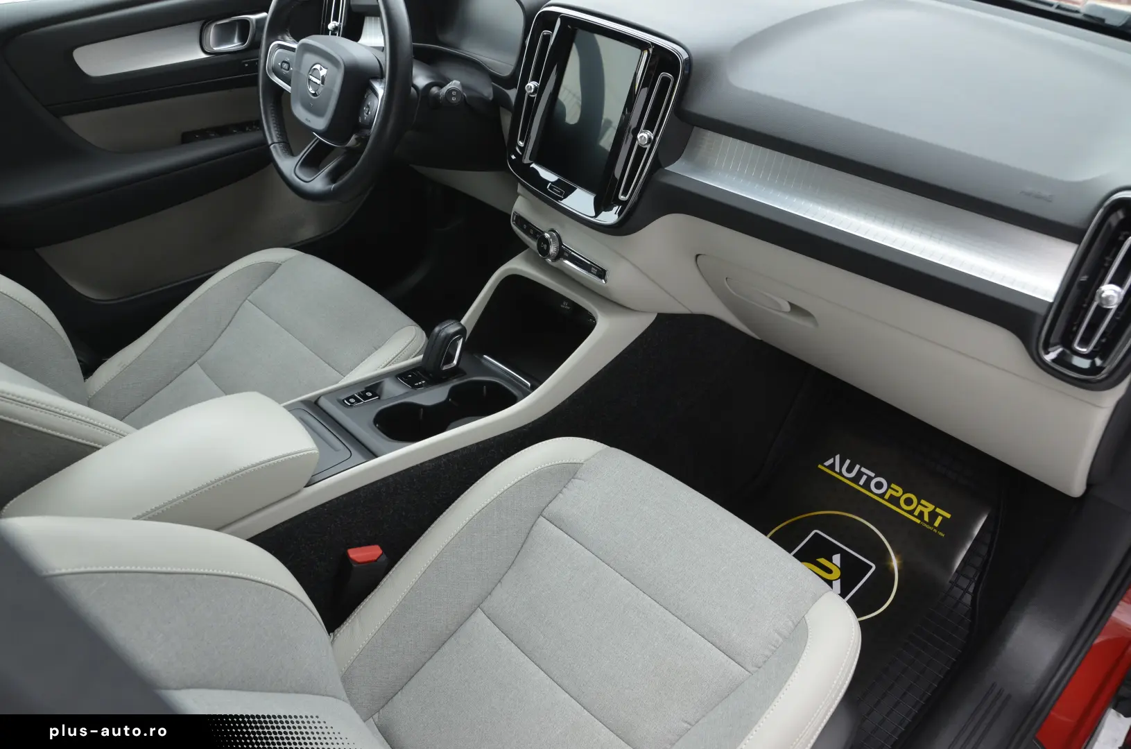 Volvo XC40 2.0 D3 AWD Geartronic Momentum Pro