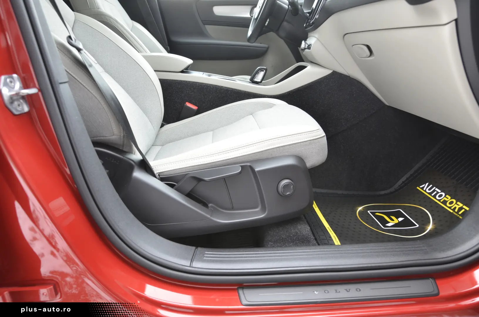 Volvo XC40 2.0 D3 AWD Geartronic Momentum Pro