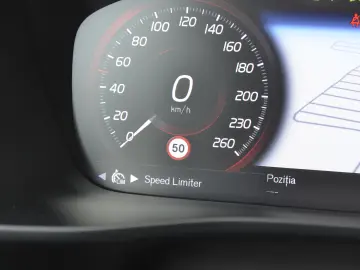 Volvo XC40 2.0 D3 AWD Geartronic Momentum Pro