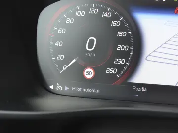 Volvo XC40 2.0 D3 AWD Geartronic Momentum Pro