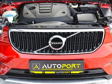 Volvo XC40 2.0 D3 AWD Geartronic Momentum Pro