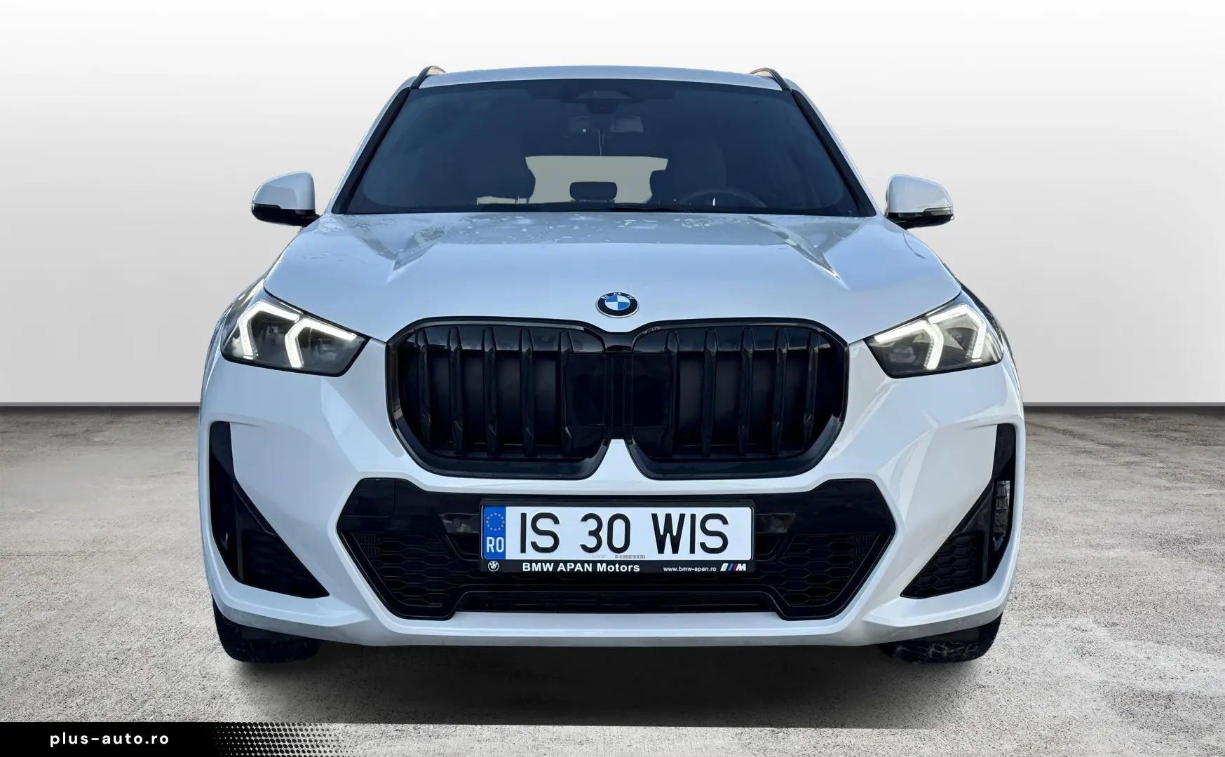 BMW X1 XDRIVE 1.8I - Panoramic - Masaj -Harman Kardon