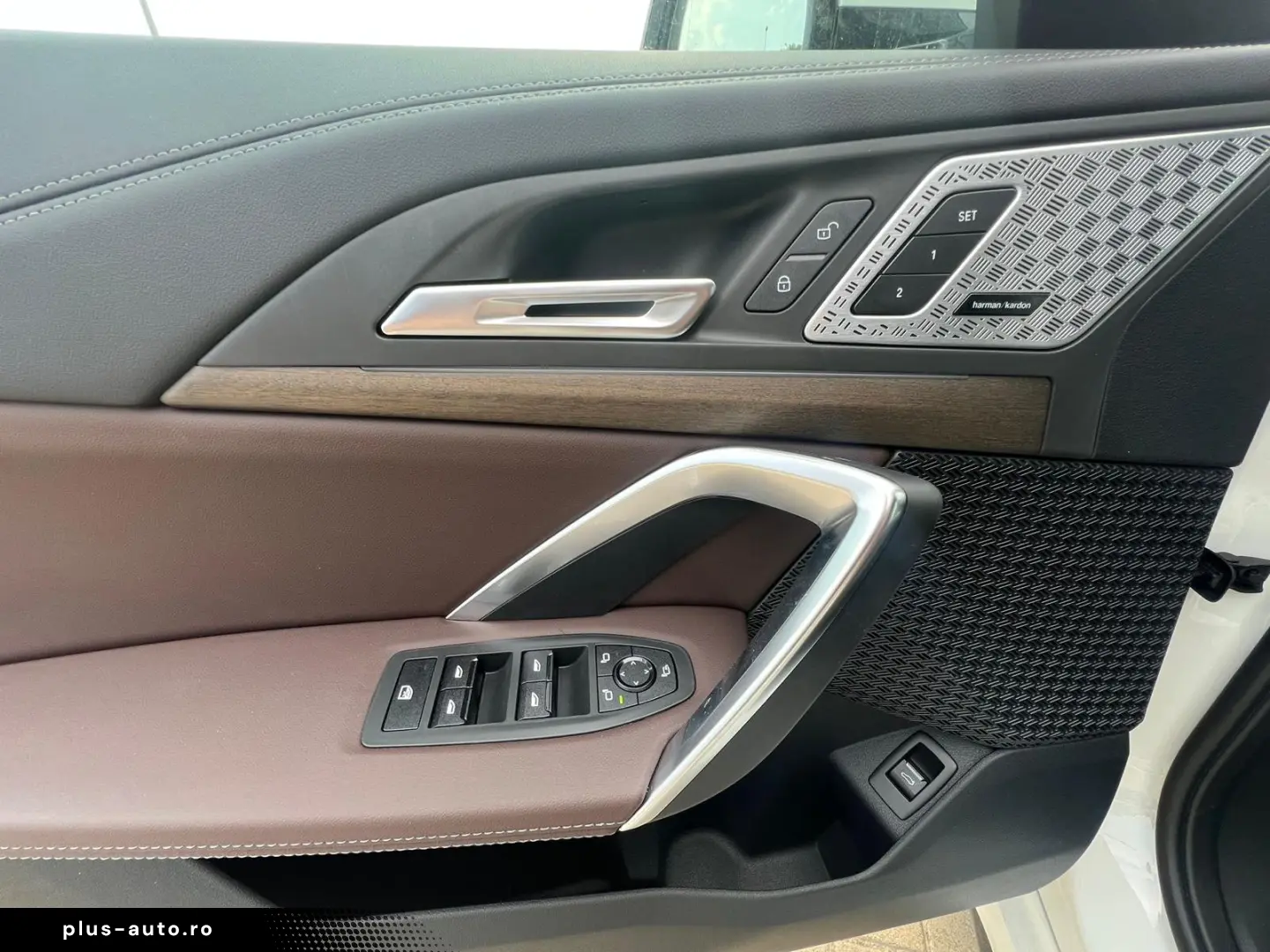 BMW X1 XDRIVE 1.8I - Panoramic - Masaj -Harman Kardon