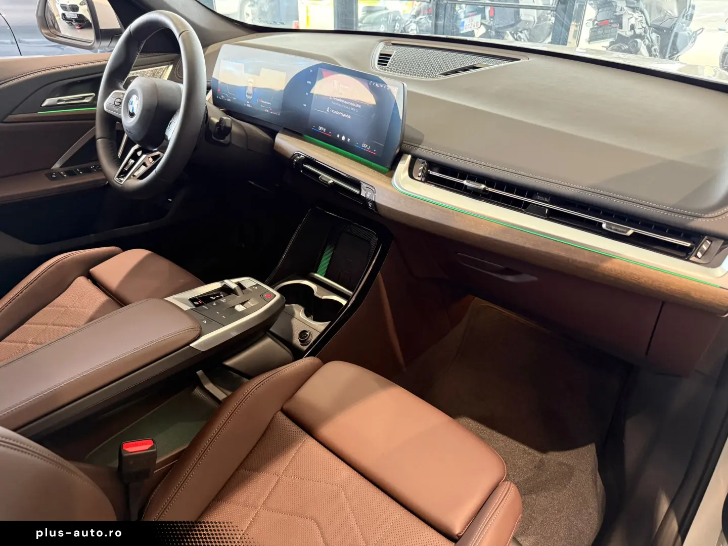 BMW X1 XDRIVE 1.8I - Panoramic - Masaj -Harman Kardon