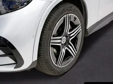 MERCEDES-BENZ GLC 200 4M Coupé AMG Night Pano 360  Distr AHK