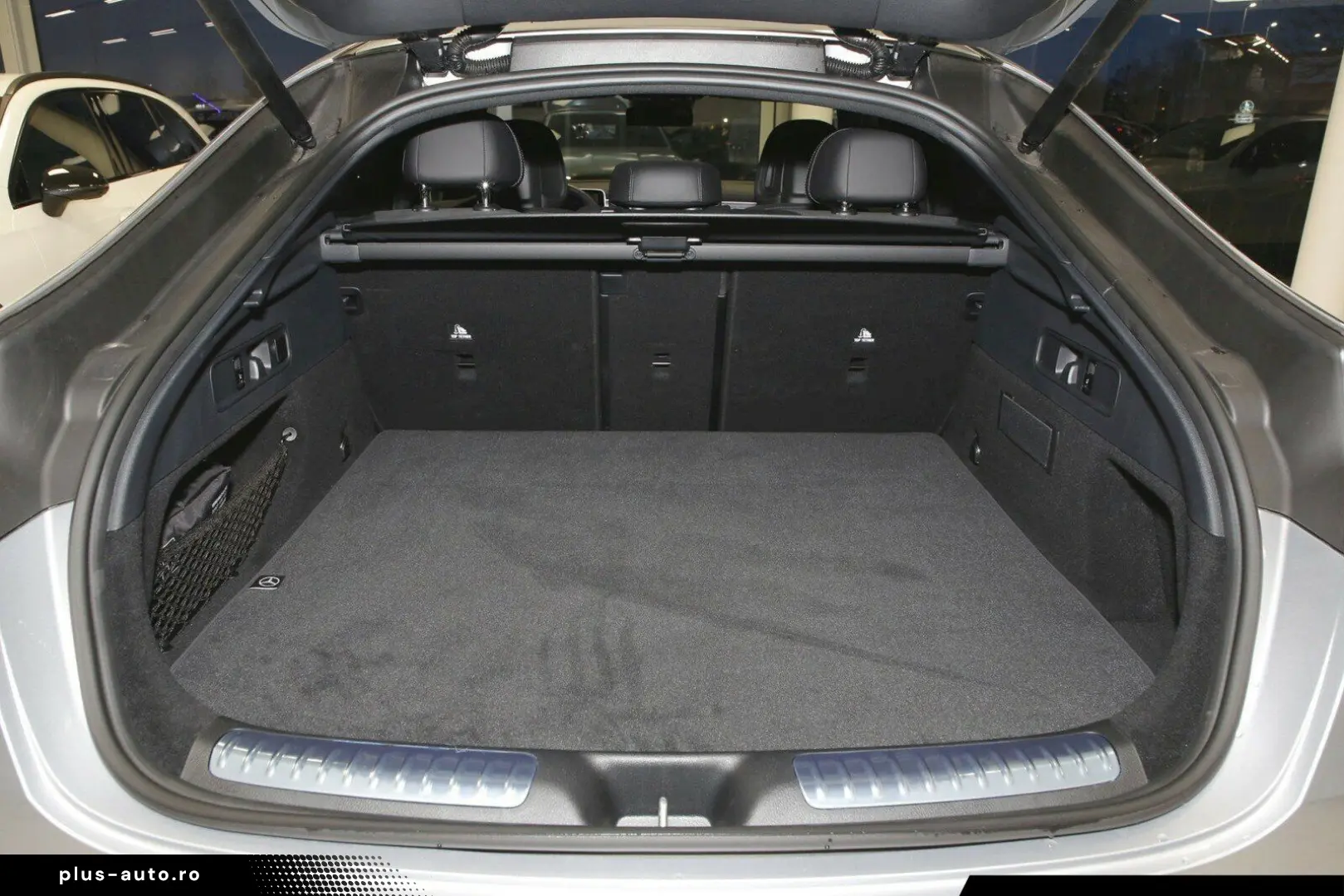 MERCEDES-BENZ GLC 200 4M Coupé AMG Night Pano 360  Distr AHK