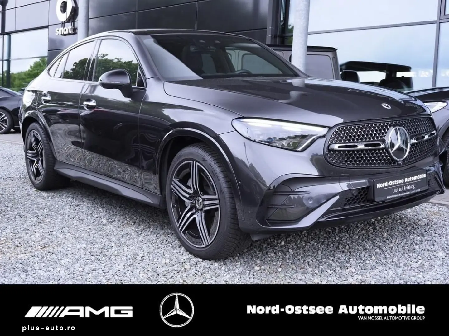 MERCEDES-BENZ GLC 300 CP. 4M AMG DIG-LIGHT AHK PANO 360