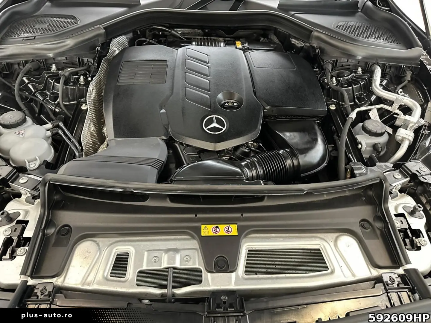 MERCEDES-BENZ GLC 300 d 4M Coupe AMG Night AHK 360